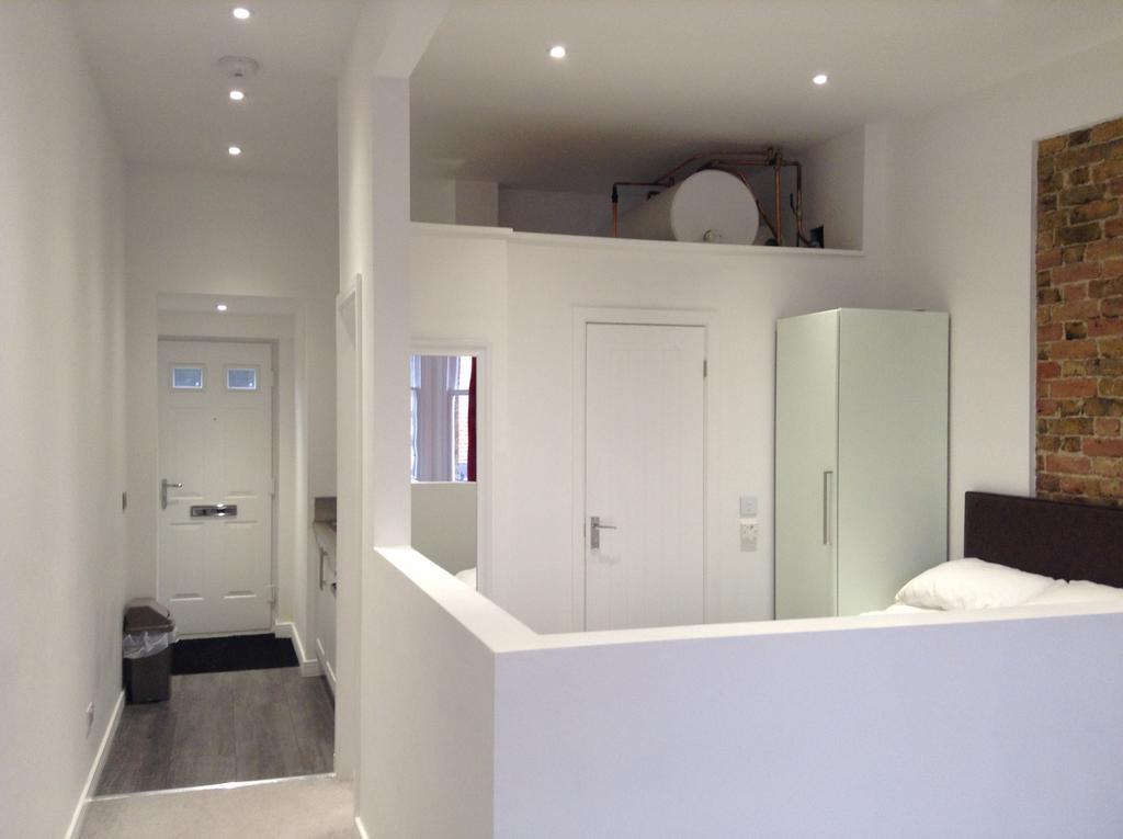 Central Windsor Apartments الغرفة الصورة